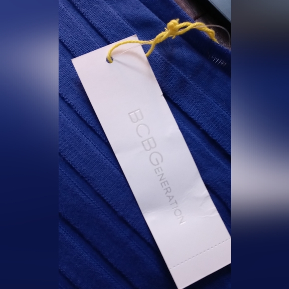 2/$20 BCBGENERATION Spectrum Blue pleated mini skirt - Picture 3 of 8